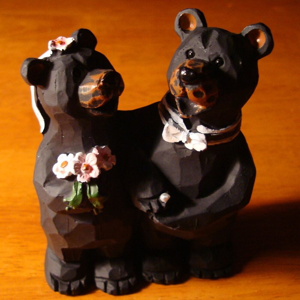 Black Bear Bride & Groom Figurine Rustic Wedding Lodge Cabin Decor Gift Couples